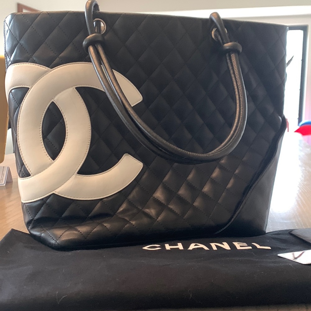*AUTH* CHANEL Cambon large tote